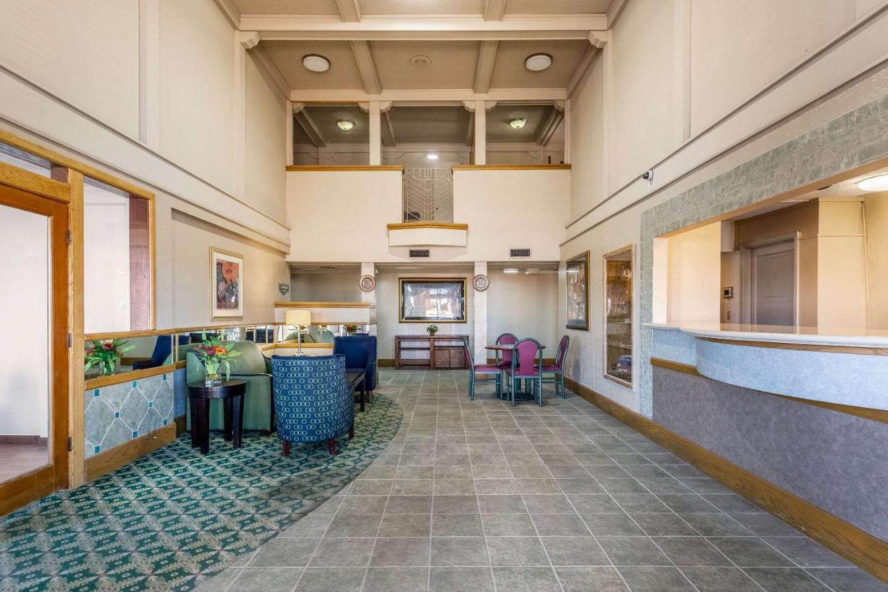 לאס קרוסס Mesilla Valley Days Inn & Suites מראה חיצוני תמונה
